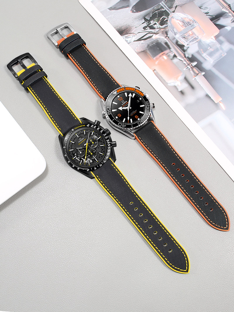 Nylon getextureerde horlogeban - Omega Watch Speedmaster recensie en prijs