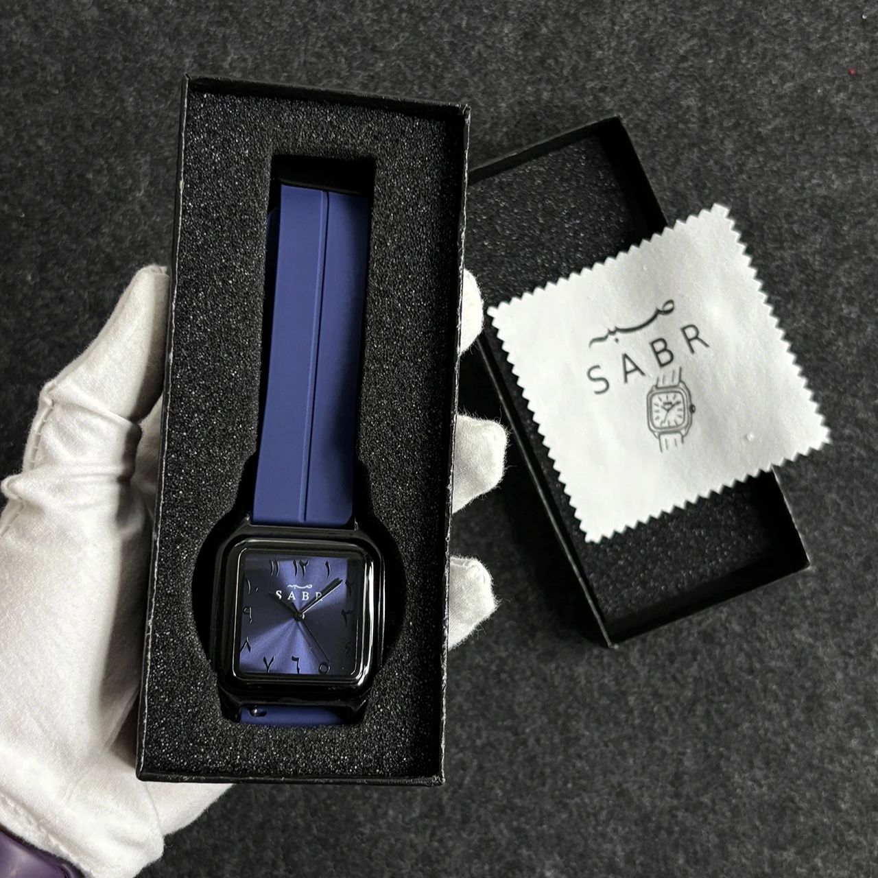 SABR Arabisch cijfer horloge h - Cartier Watch Santos recensie en prijs