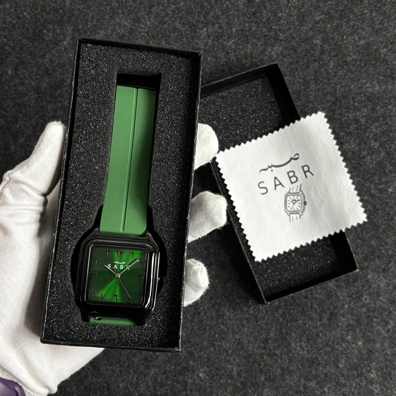 SABR Arabisch cijfer horloge h - Cartier Watch Santos recensie en prijs