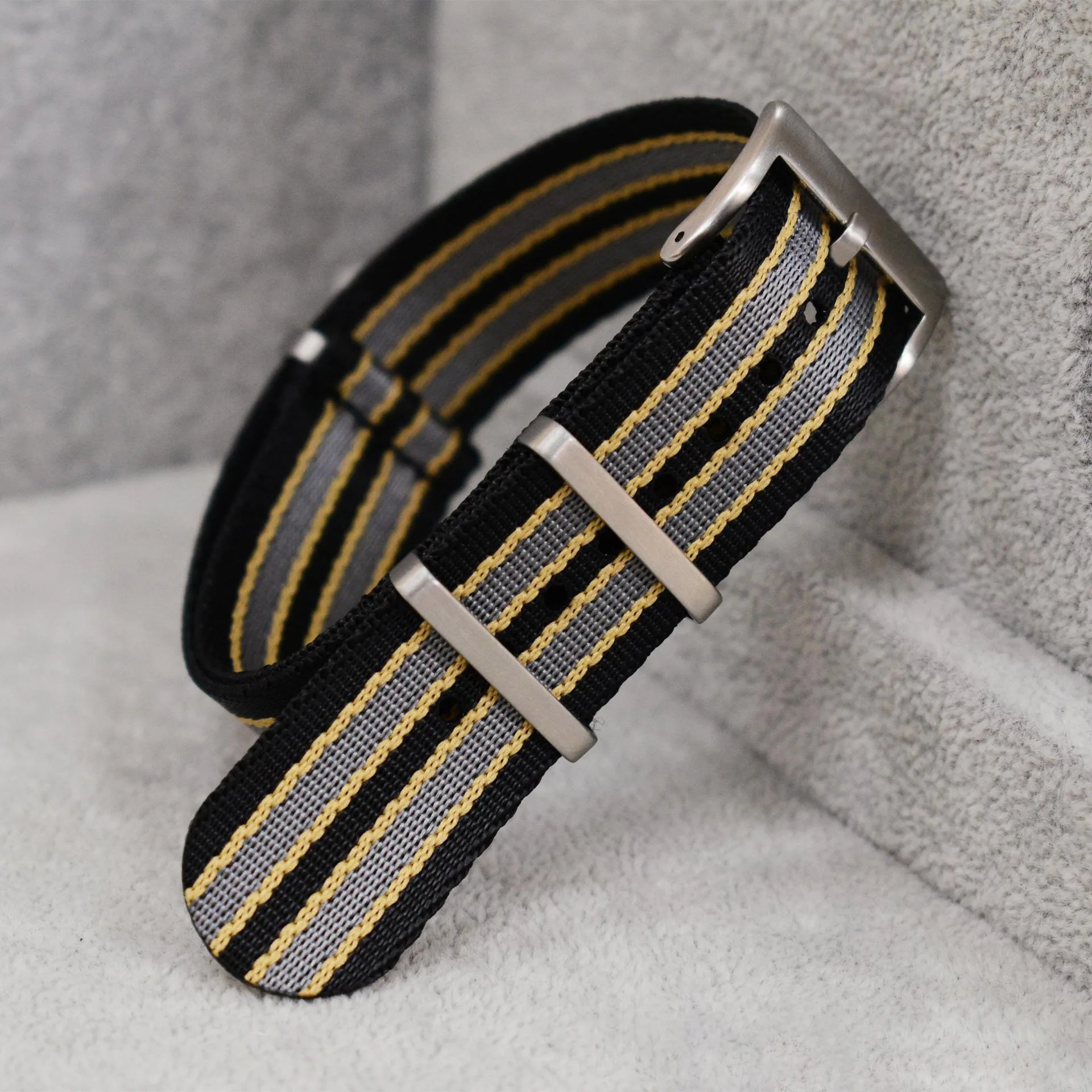 20 mm nylon horlogeband voor O - Nato Strap Nylon recensie en prijs